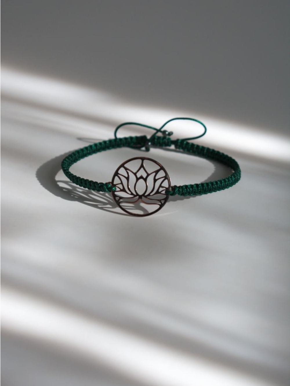 Green Lotus Macramé Bracelet - Women Jewelry